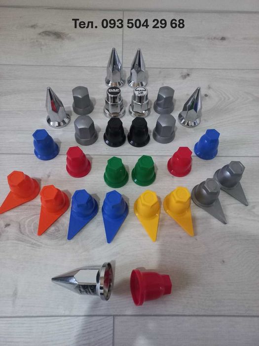 Ковпачки на гайку колеса 32/33, великий вибір кольорів.