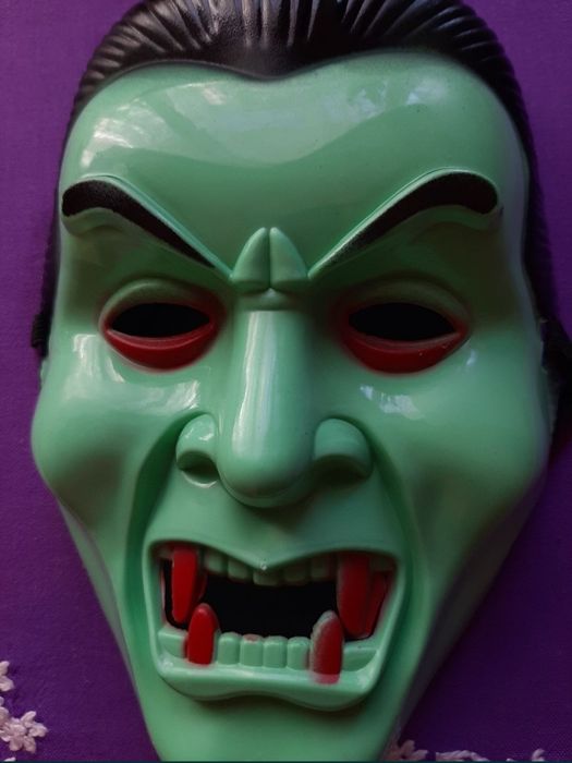 Карнавальная маска Дракула, новая