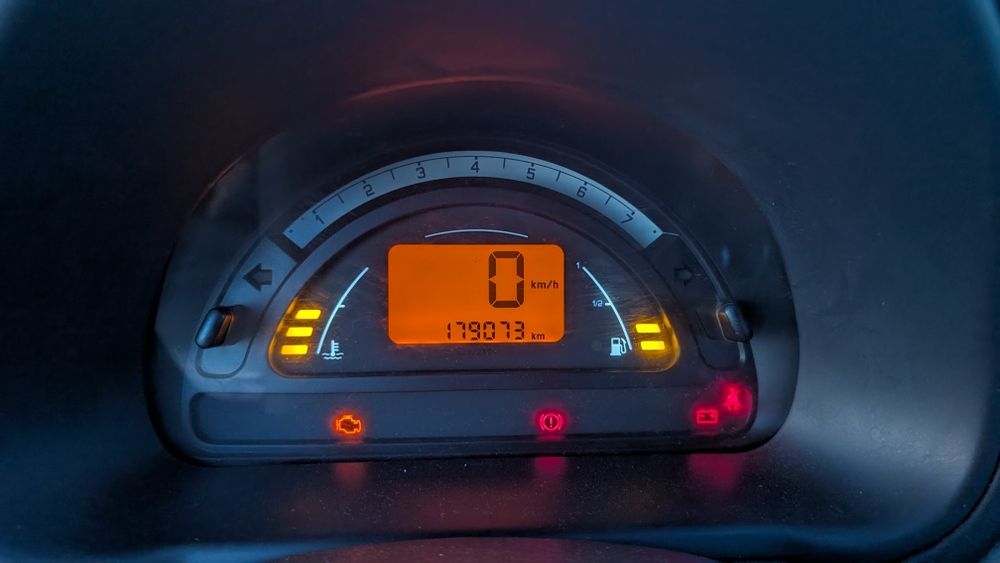Citroen C3 - 1.1 gasolina