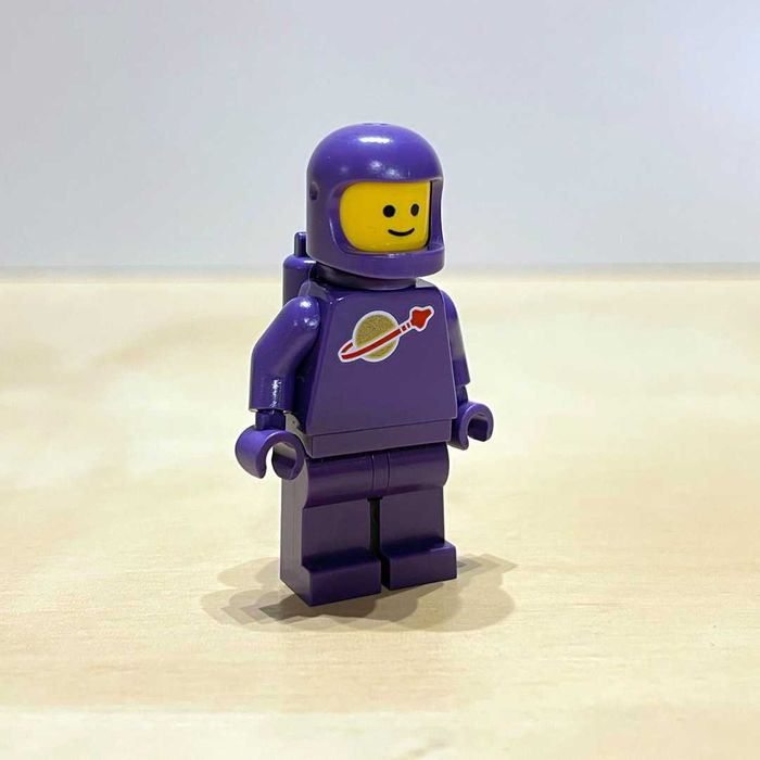 Lego Space figurka Spaceman Kosmonauta Fioletowy Purple Lilac