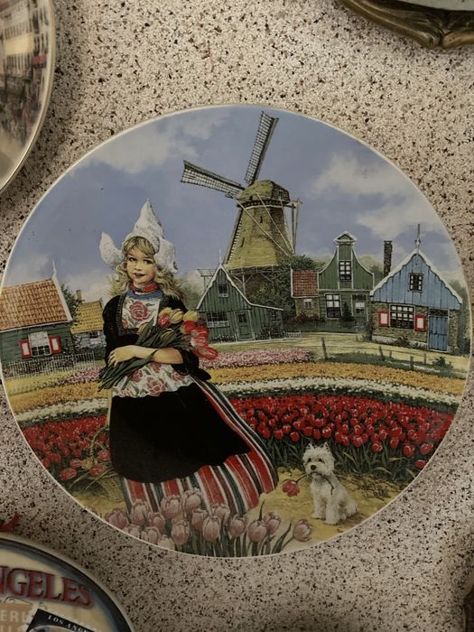 Декоративні тарілки