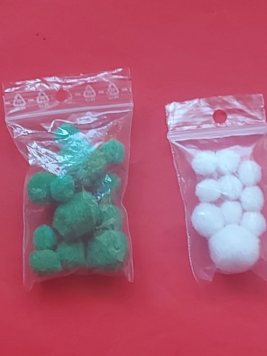 rękodzieło pompony 55 sztuk