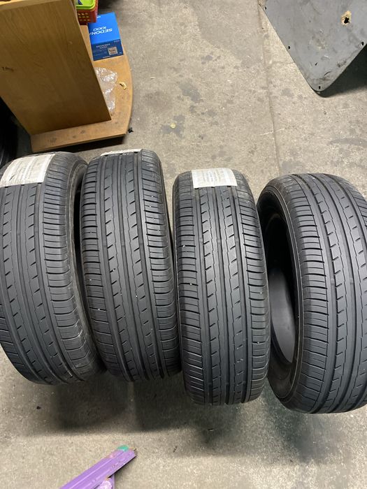 205/60r16 92H Yokohama Bluearth-Es ES32