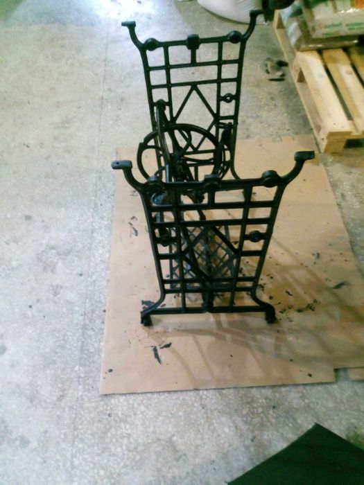 Podstawa od maszyny do szycia