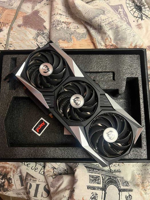 Видеокарта MSI GAMING TRIO X RX6800 16 GB