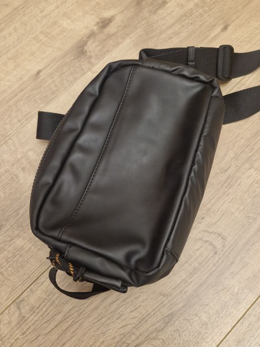 Сумка Zara чорна.