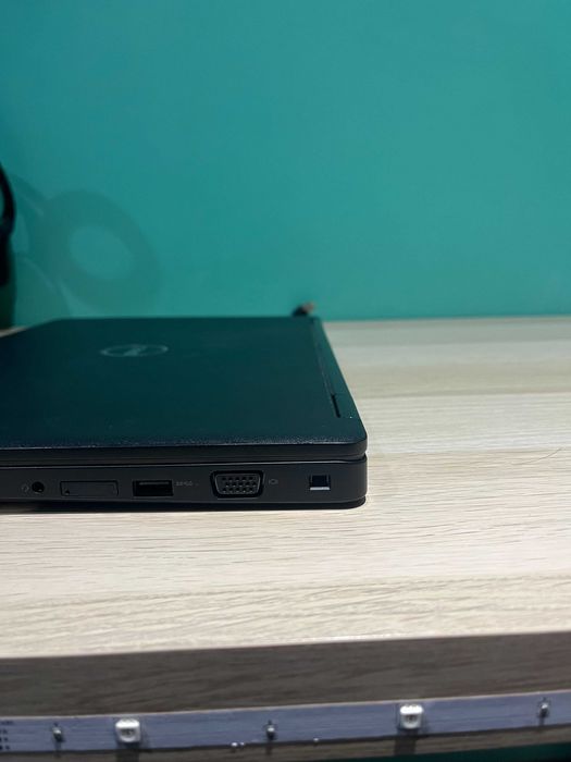 Dell Latitude 5580 – i5, 8GB RAM, SSD 256GB