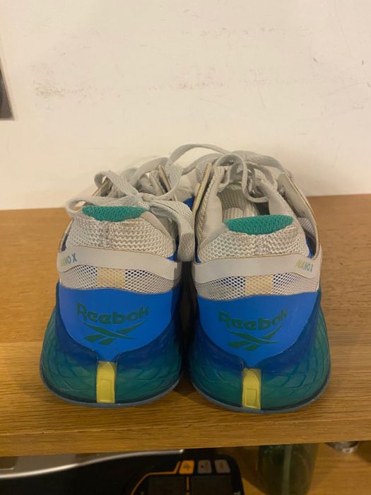 Tenis Reebok  Material reutilizável