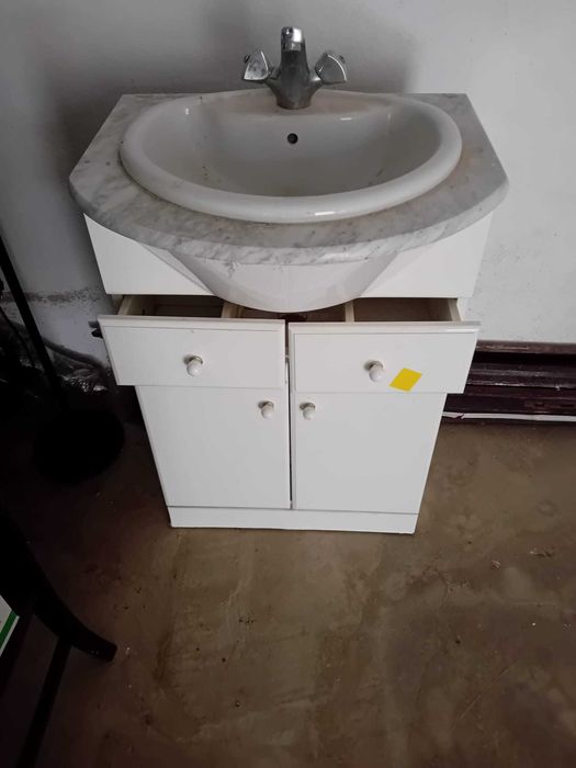 Móvel pequeno lavatório casa de banho WC