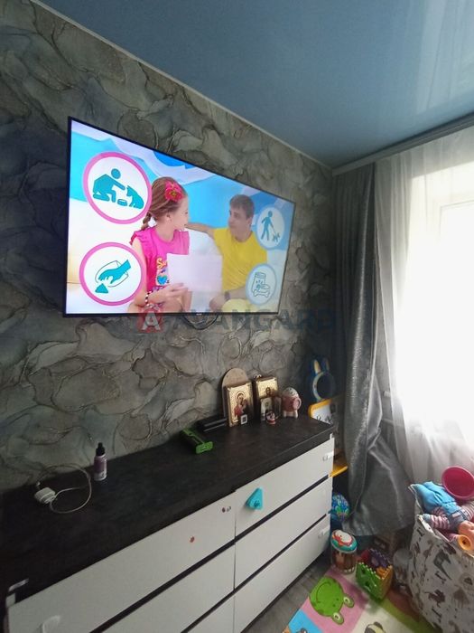 Продам 2-кімнатну квартиру в центрі