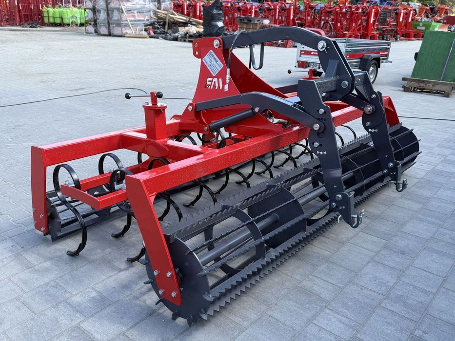 Agregat uprawowo-siewny 2,5m 2,7m 3,0m wał daszkowy packera