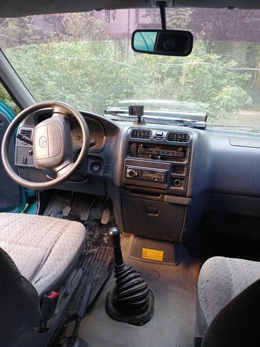 продам фургон Toyota HI ACE