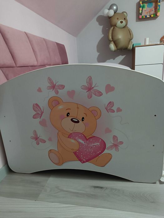 Piękne łóżeczko dla dziewczynki 160x80