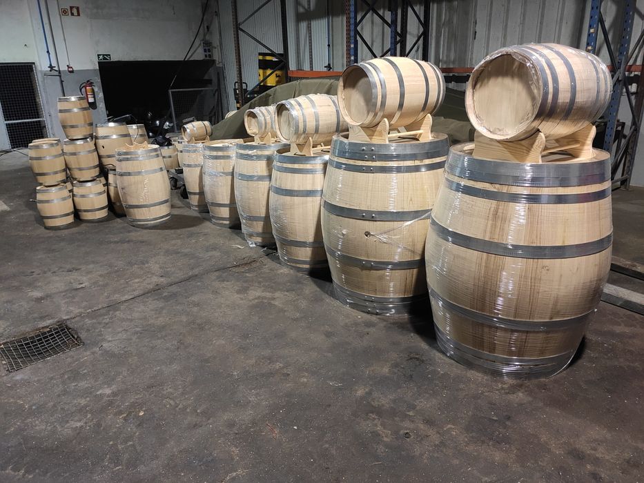 Pipos/Pipas/Barris/Barricas em madeira de carvalho francês e castanho