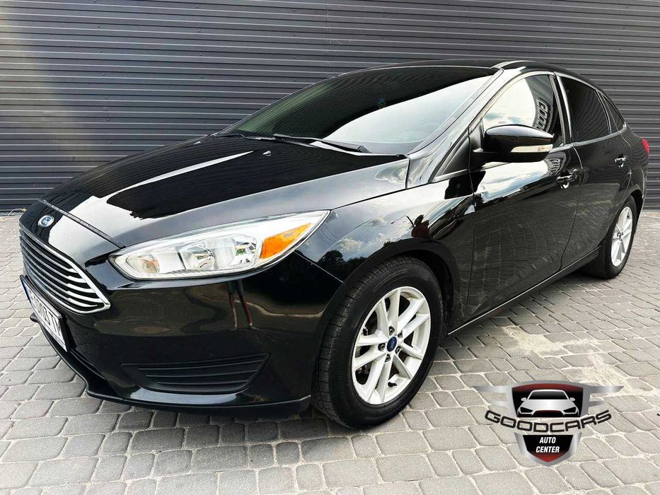 На автоматі Ford Focus в кузові седан