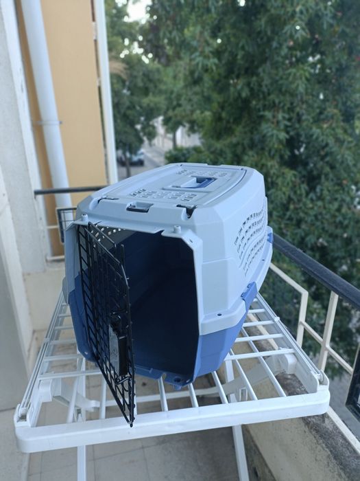 Caixa transportadora para cão pequeno / gato