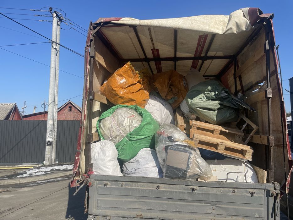 Вывоз старой мебели, веток и строймусора – быстро и недорого!