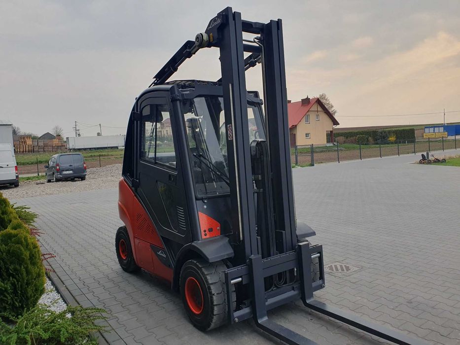 Wózek widłowy Linde H25T 4000h Triplex 5.95m 4 sekcje Kabina H20 H30