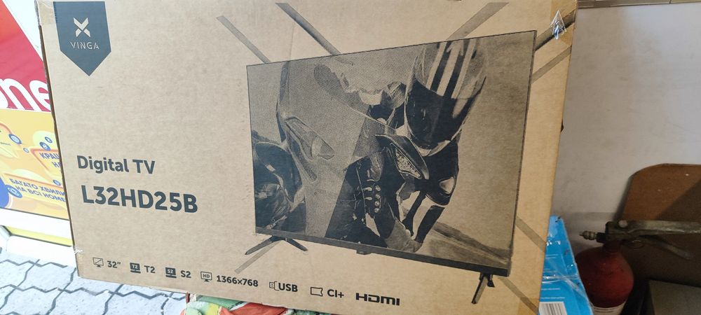 Телевизор Vinga Digital TV 32HD25B