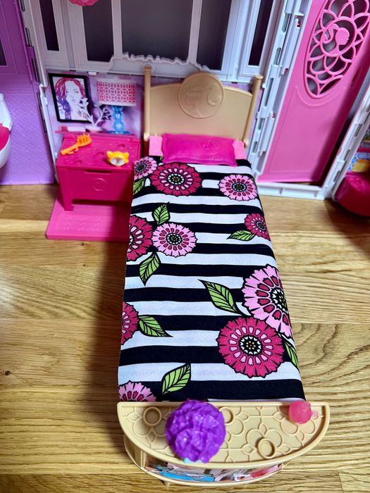 Будиночок Барбі Розкладний Barbie Glam Getaway House CHF54