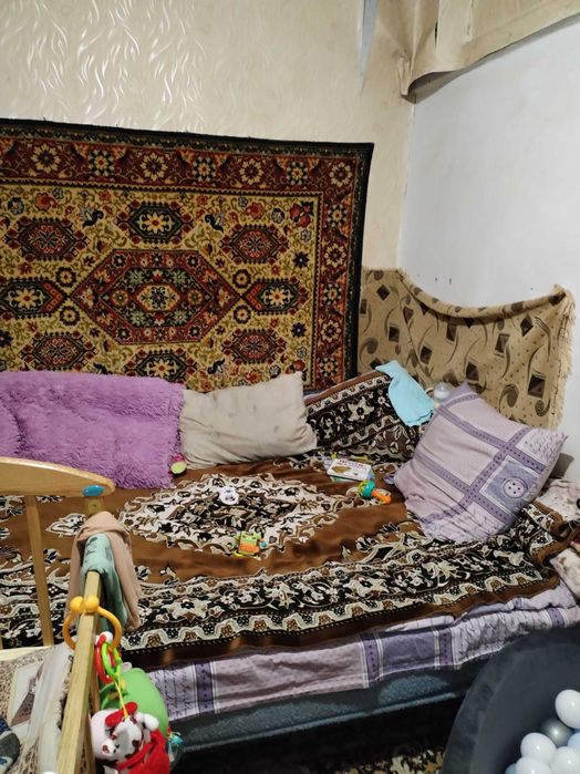 Продам 2 комнатную квартиру на пос. Котовского со своим двором