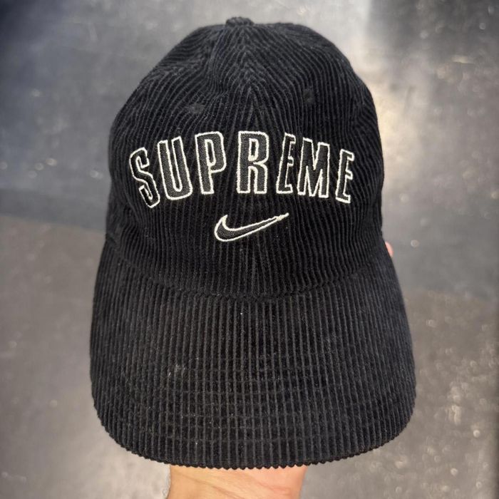Chapéu Nike x Supreme