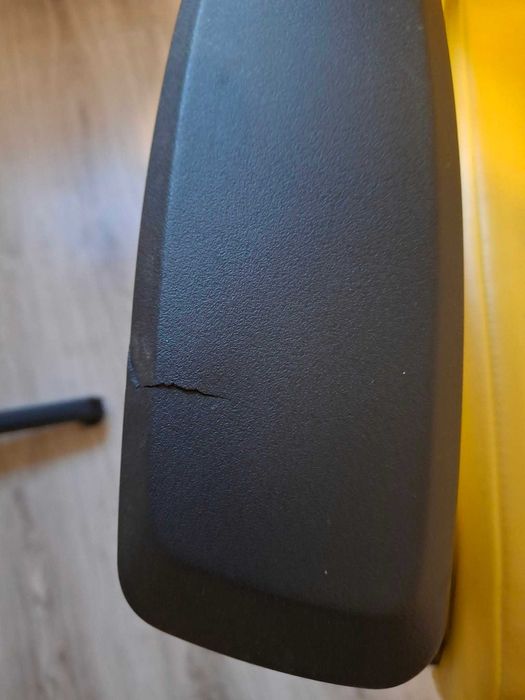 Biurko + fotel gamingowy Diablo Chairs kolor żołty