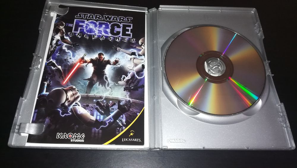 PS2 Game (PlayStation 2) Star Wars The Force Unleashed (Opt. Condition)64286104918018123