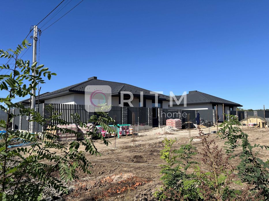 Продаж будинків на початку Забороля!!!