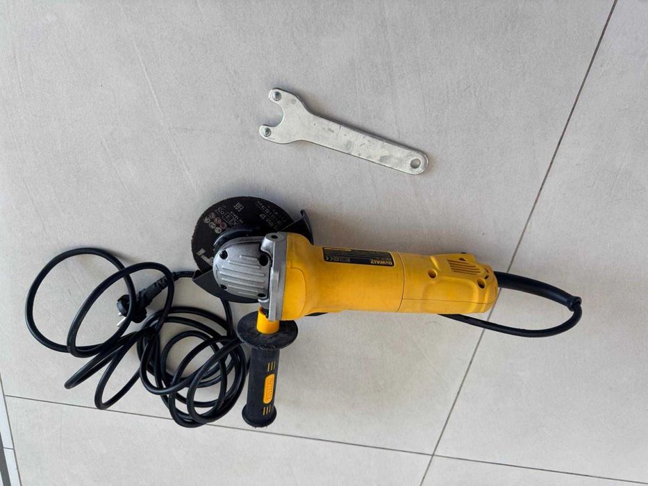 Rebarbadora Angular Dewalt D28132-QS 1200 W 230 V