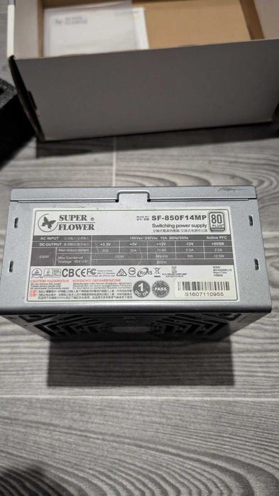 Super Flower Leadex Platinum 850W 80+ Platinum