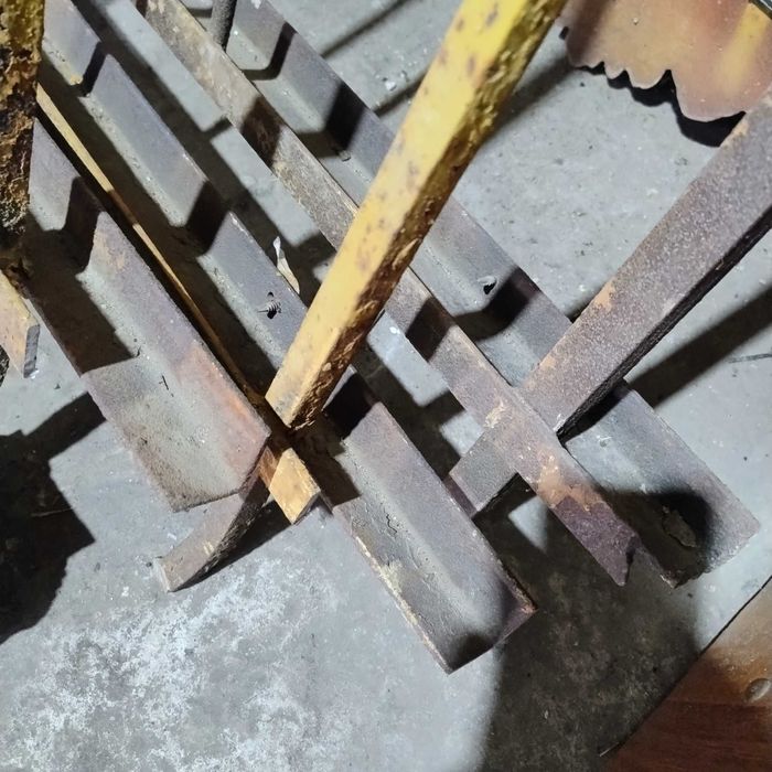 Решетки металлические на окна, балконы, заборы б/у