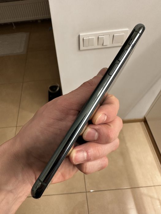 iPhone 11 pro max 64 gb