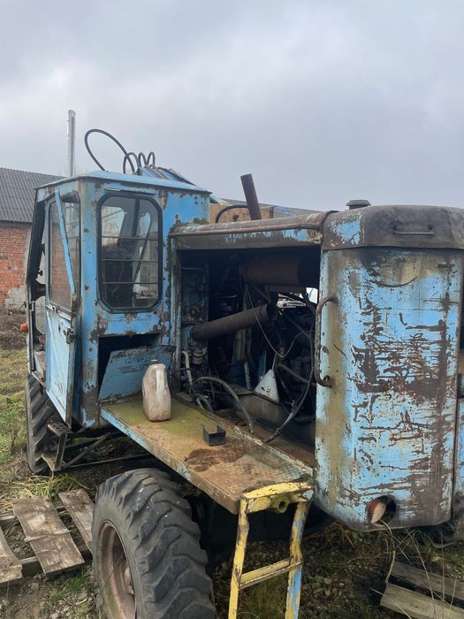 Fortschritt T 174 - 2 Грейферний навантажувач