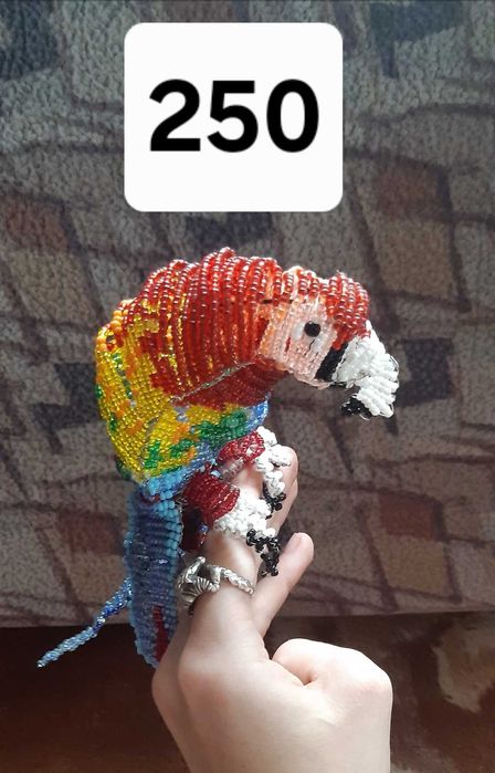 Вироби з бісеру папуга квіти