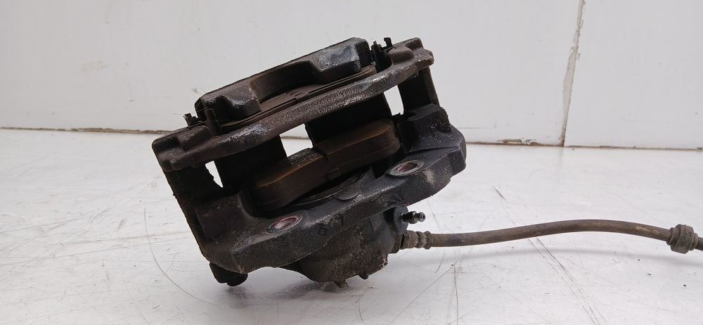 Pinça travão / maxila de travão frente esquerda CITROËN C3 III (SX)