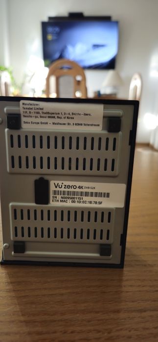 Dekoder satelitarna Vu zero4K