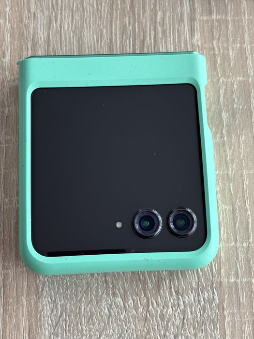 Motorola razr 60  256gb