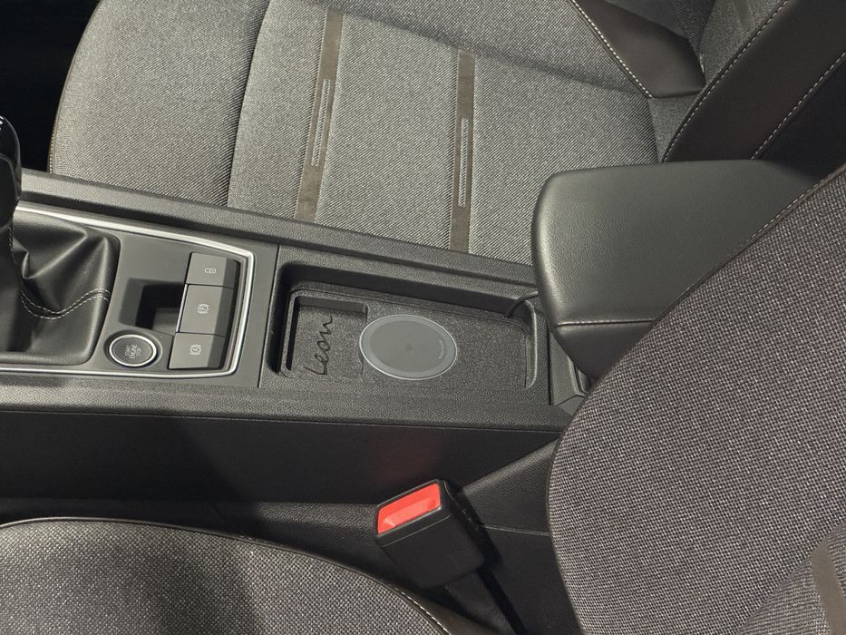 Ładowarka bezprzewodowa Seat Cupra Leon KL (2020-)