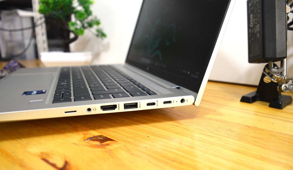 NunoMC- NOVO - HP Gama Empresarial Aluminium i7 5.20Ghz - 32GB RAM - IA - 512GB + DOCKING