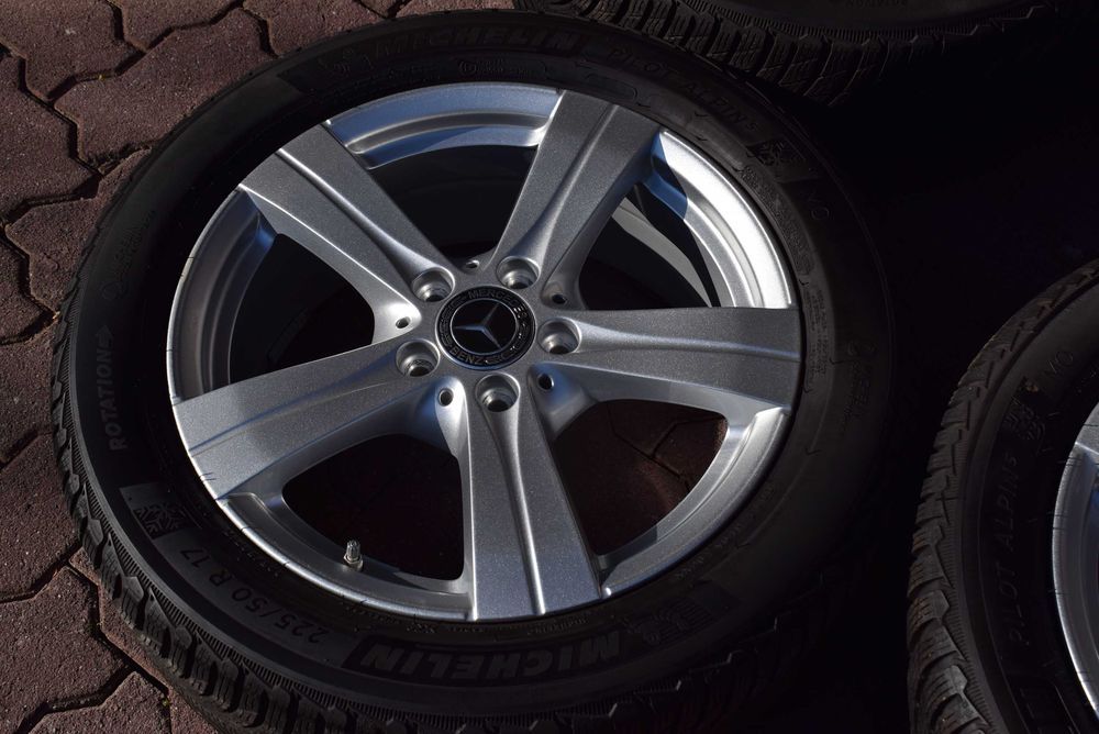 Mercedes C W206 C W205 W204 zima nowy model MICHELIN plug in