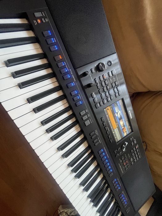Yamaha PSR - SX900