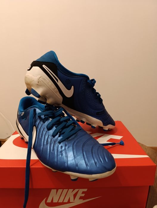 Buty piłkarskie Nike Tiempo