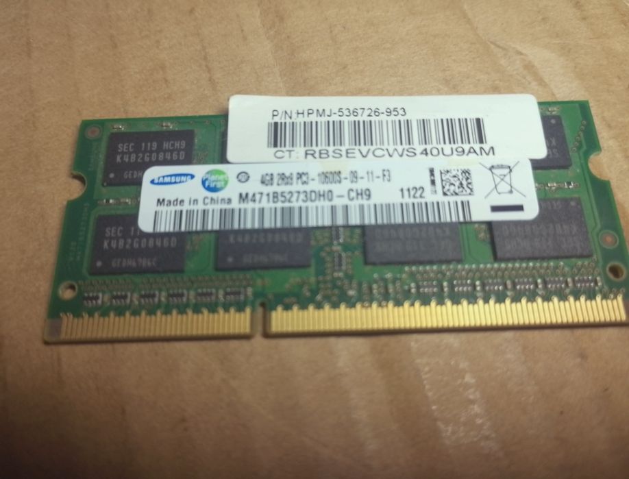 ОЗУ DDR3 4 GB Samsung