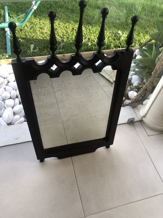 Moldura com espelho antiga