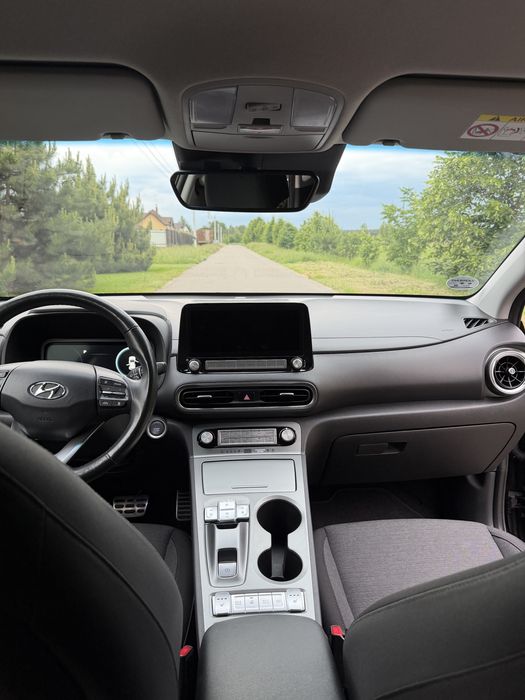 Hyundai Kona Electric 2021 VIN TMAK381HFMJ031875 фото оголошення 9 з 10