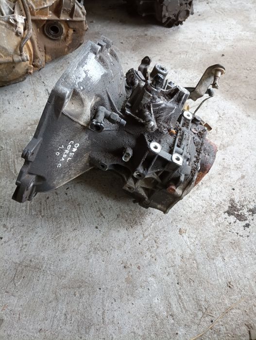 Skrzynia biegów opel corsa c 1.0b 72748