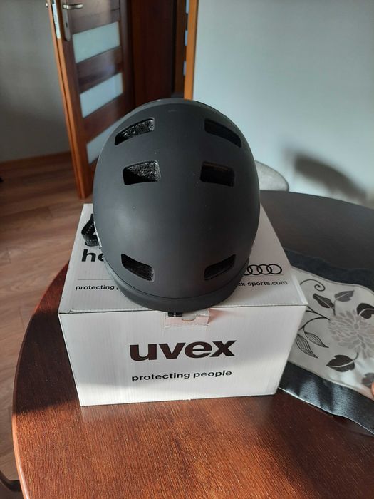 Kask rowerowy UVEX