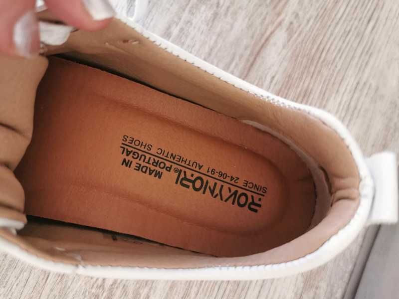 Ténis brancos em pele, novos com etiqueta, tamanho 36