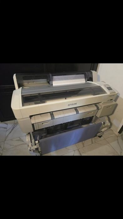 Na sprzedaż: Ploter Epson SureColor SC‑T5200 | Stan bardzo dobry